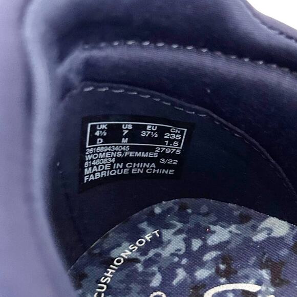 Clarks Cloudsteppers Navy Blue Slip On Shoes Sz 7 - Picture 9 of 9